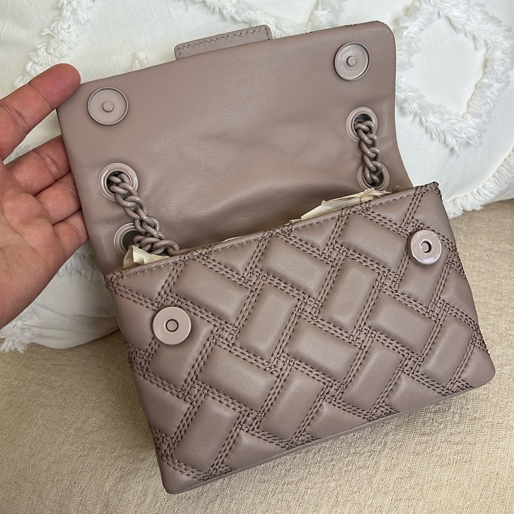KURT GEIGER MINI Kensington Drench quilted leather crossbody blush taupe - Picture 14 of 17